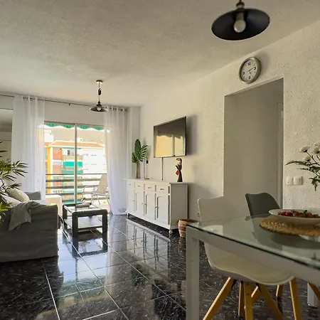 Amazing 3-Bedroom Apartment. Pool And Sea View! Los Cristianos  Exterior photo