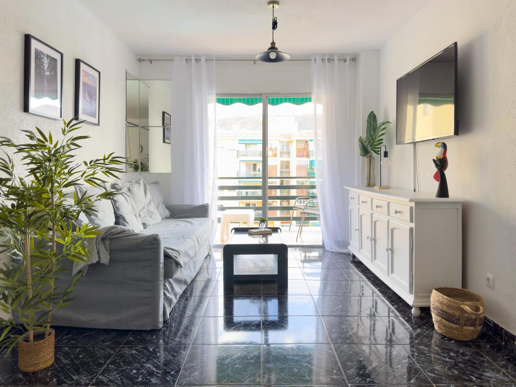 Amazing 3-bedroom Apartment. Pool And Sea View! Apartment Los Cristianos (Tenerife)